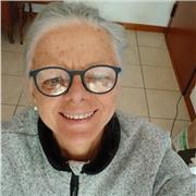 Imparare l'inglese e il francese chiacchierando in compagnia.